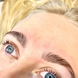 Lash lift ved  Fiiint - Skønhed i Mårslet, nær Aarhus